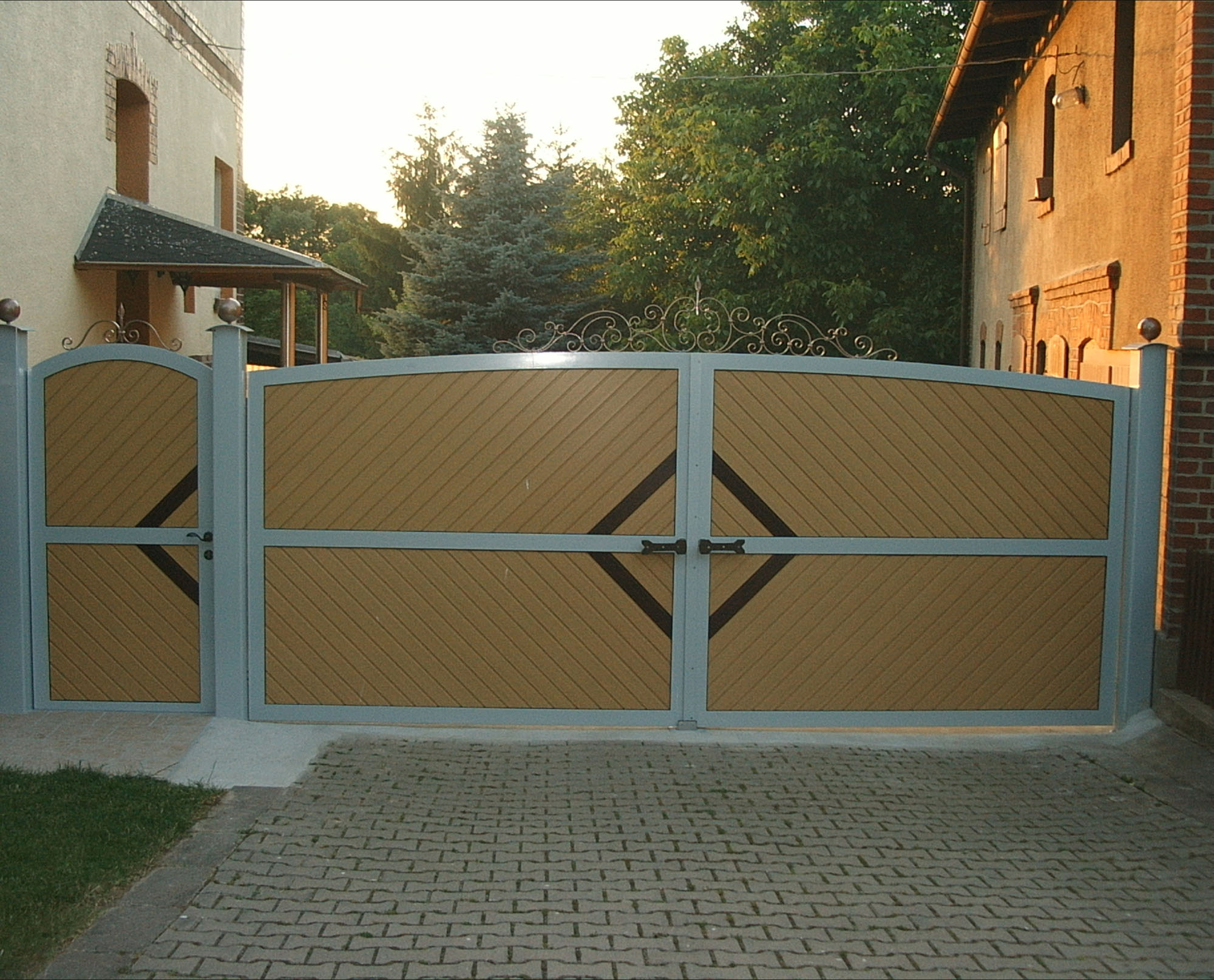 Zäune und Tore KMTSchalast GmbH